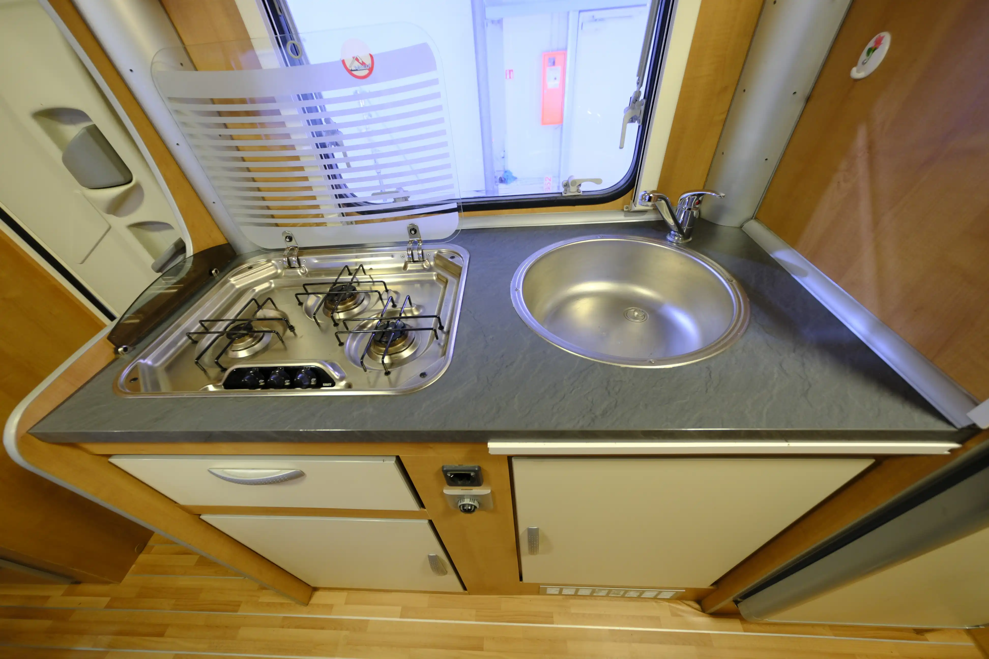 ROLLER TEAM Auto Roller Garage - Ansicht 15